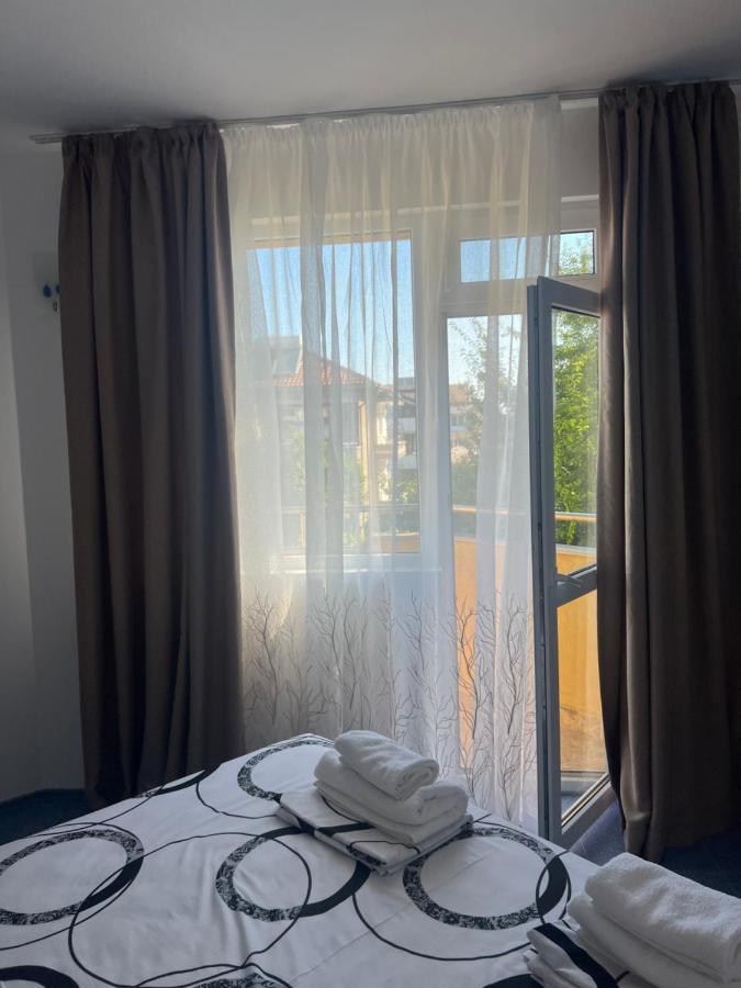 Satmar Hotell Lozenets Exteriör bild