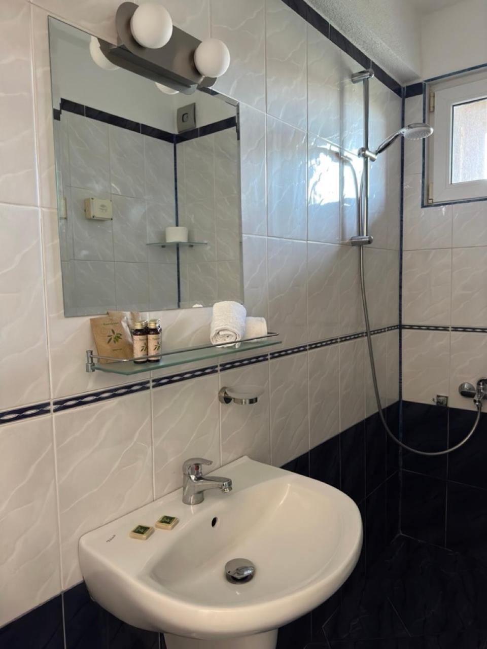 Satmar Hotell Lozenets Exteriör bild
