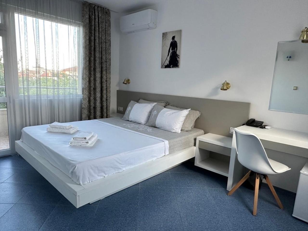 Satmar Hotell Lozenets Exteriör bild